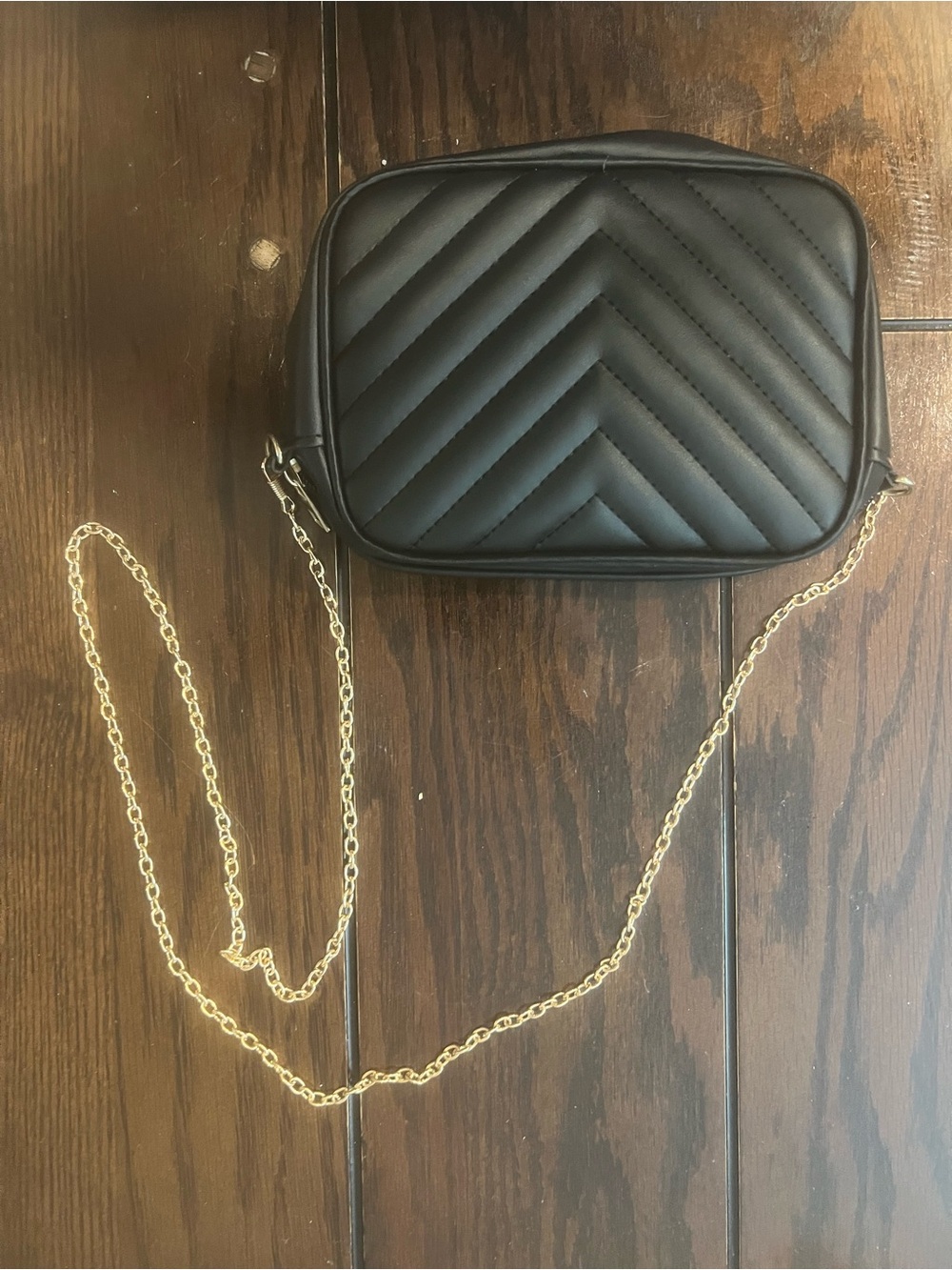 Women’s Black Quilted Crossbody Bag with Gold Chain Strap